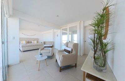 VENTA DE HERMOSO DÚPLEX FRENTE AL MAR, PIMENTEL